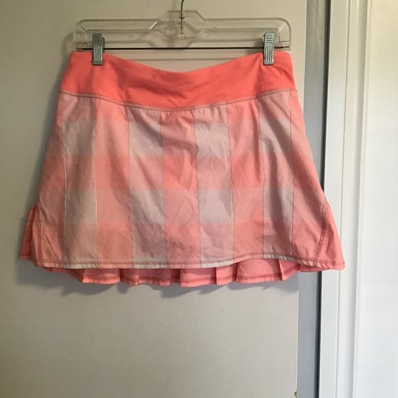 lululemon athletica Dresses & Skirts - LULULEMON Pace Setter Running Skirt Size 6 Tall